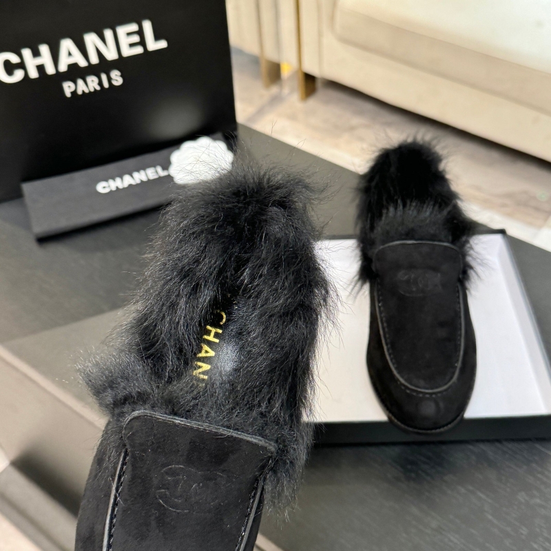 Ch**el loafers